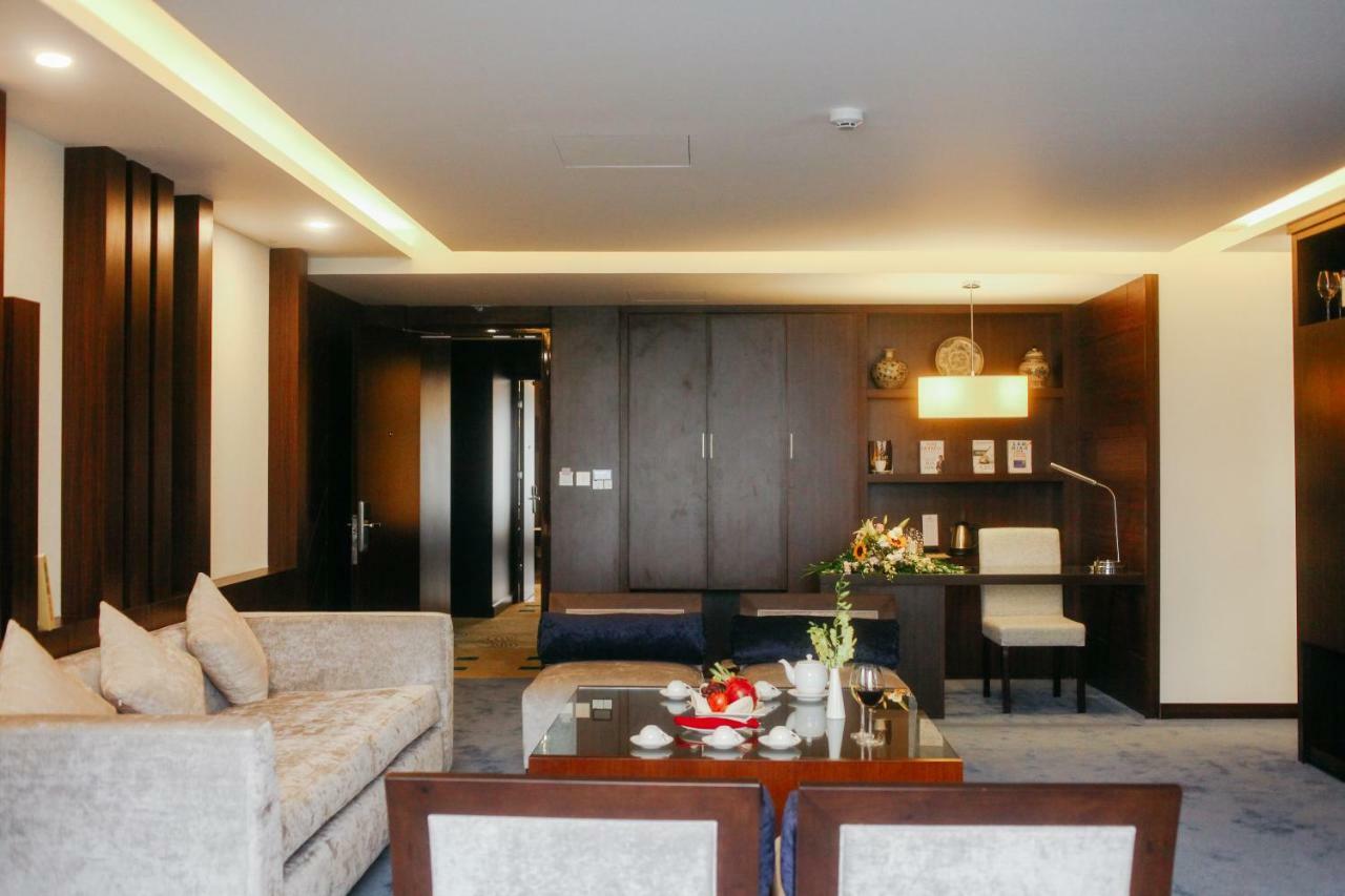 Central Luxury Ha Long Hotel Esterno foto