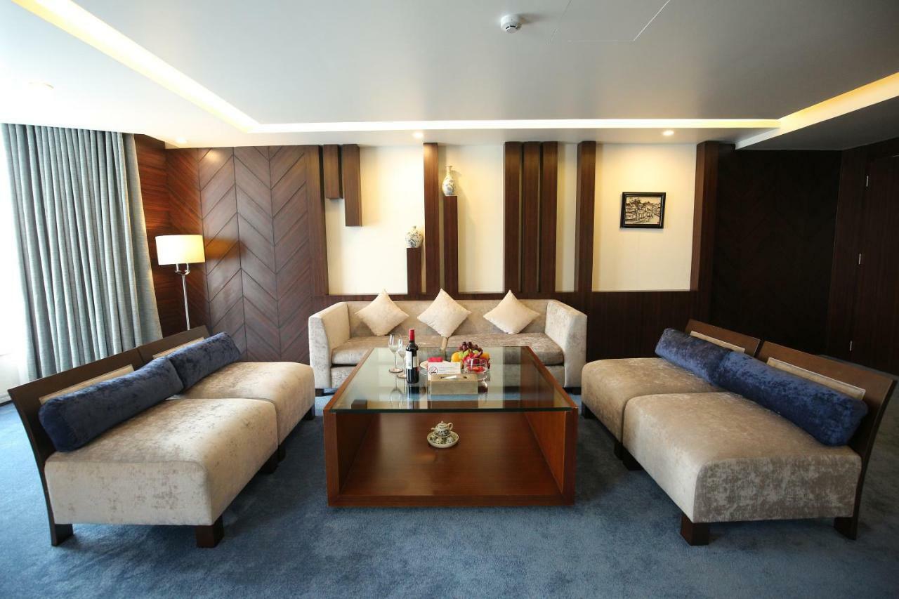 Central Luxury Ha Long Hotel Esterno foto
